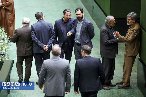 مراسم پاسداشت شهدای خدمت در مجلس