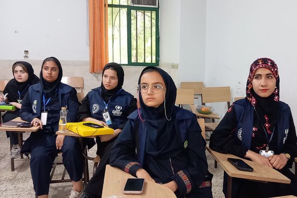 حضور مشاور وزیر امور تشکل‌ها در جمع خبرنگاران روایت مدرسه