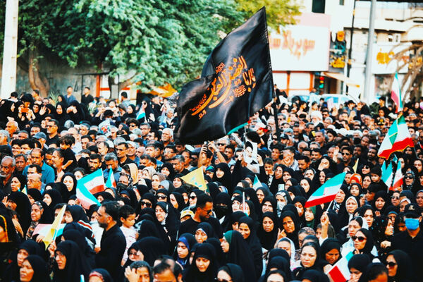 مراسم تشییع پیکر شهید «سعید آذربادگان» در بندرعباس