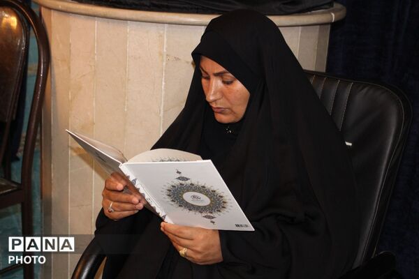 نظرآباد میزبان آیین بزرگداشت رهبر شهید با حضور مسئولان و دانش‌آموزان