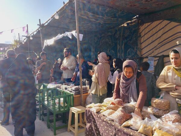 جشنواره ریواس در کوهسرخ