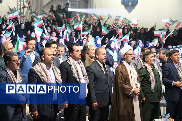 حضور معاون پرورشی و فرهنگی وزیر آموزش و پرورش در آیین اعزام دانش‌آموزان به راهیان نور