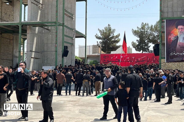 صبح و شب تاسوعا؛ تجلی شور حسینی در حسینیه بزرگ جاجرم