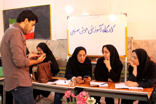 آغاز مسیر نوین آموزش در قیامدشت