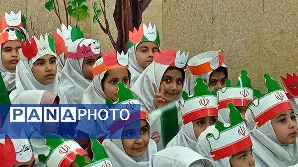  قاب‌های خبری از مراسم زنگ انقلاب در دبستان بوستان شهرستان بن