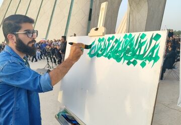 من خاک پای مردم هستم 