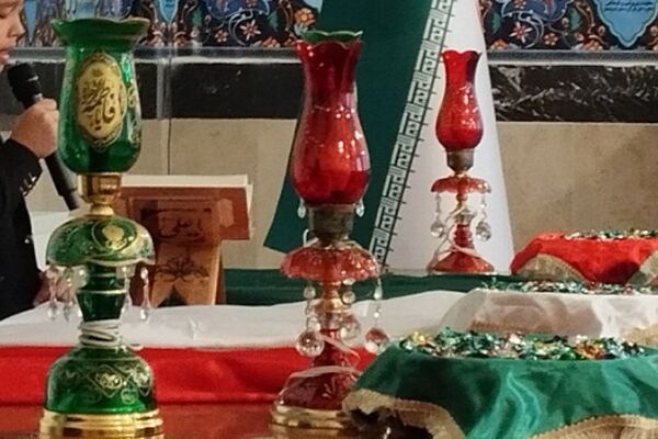 جشن نیمه شعبان در دبیرستان دخترانه صدیقه طاهره ناحیه یک شهرری 
