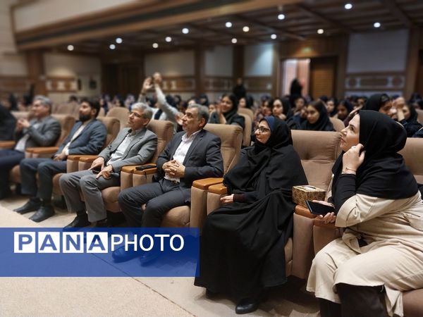 جشن روز دختر در هنرستان امام حسن مجتبی(ع) با حضور مسئولان ناحیه ۶