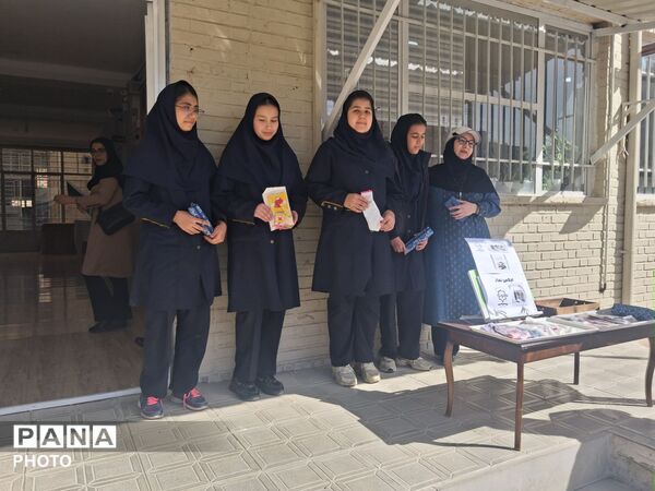 تقدیر از برگزیدگان هفتگی در کوثر نور