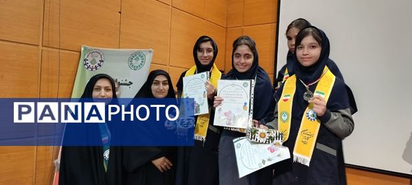 تجلیل از مقام آوران المپیاد رویش ناحیه یک