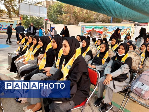 زنگ جوانه ها در مشهد به صدا در آمد