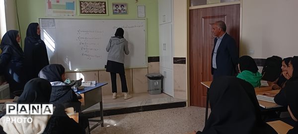 بازدید معاون آموزشی آموزش و پرورش خلیل آباد از دبیرستان مادر مهربان نقاب