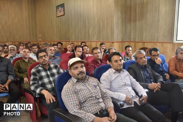 پایان دوره آموزشی آشنایی با وظایف سازمانی نیروهای سرایدار و خدمتگزار تبادکان