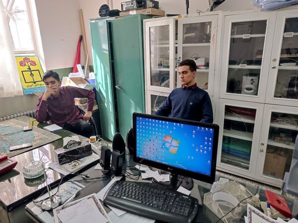 جلسه شورای پانا دبیرستان نمونه آیت الله خامنه ای 