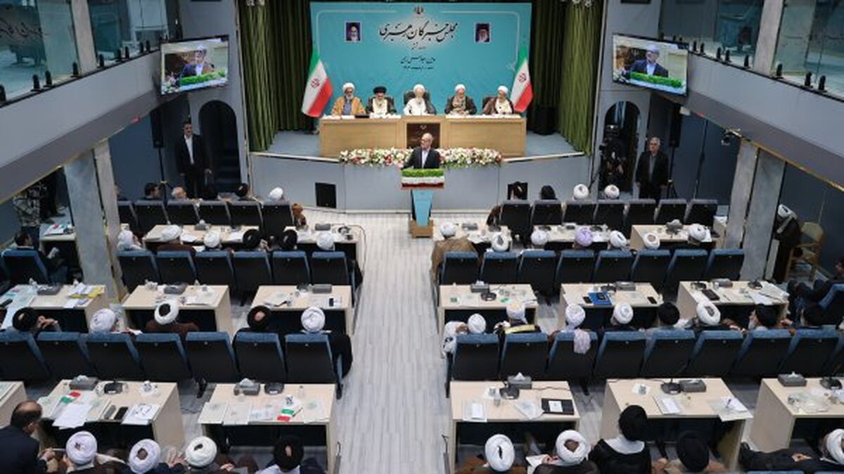 هرگز کاری نمی‌کنم که وحدت ملی را خدشه‌دار کند
