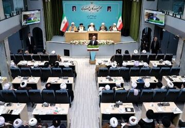 هرگز کاری نمی‌کنم که وحدت ملی را خدشه‌دار کند
