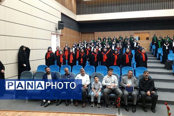 یادواره شهدای جنگ دوازده روزه در سالن ارشاد اسلامی شهرستان قدس