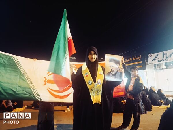 برپایی نمایشگاه فرهنگی هنری با موضوع جنگ رمضان در رودبار