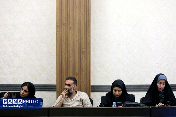 نشست خبری رئیس باشگاه دانش پژوهان جوان 