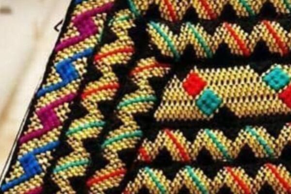  نقش و نگار و رنگ ها در صنایع دستی