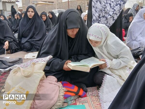 جلوه‌هایی از برگزاری نماز عید سعید فطر در شهر جعفریه قم