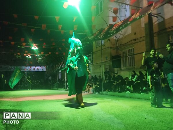 مراسم سقایی و عزاداری عاشقان سیدالشهدا(ع) در کمالشهر کرج