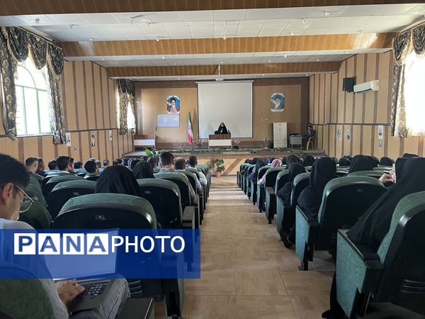 برگزاری طرح سفر یادگیری ویژه معلمان شهرستان مانه و سملقان 