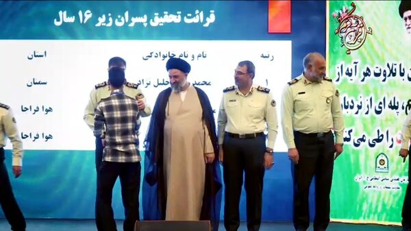 تقدیر از منتخبین مسابقات کشوری قرآن  نیروی انتظامی 