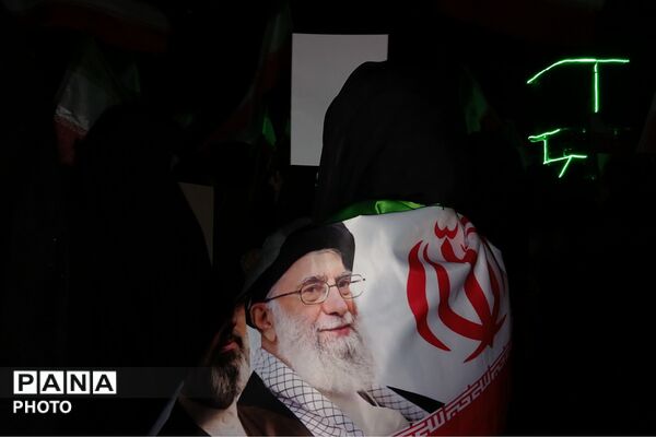 تجمعات مردمی در رودهن