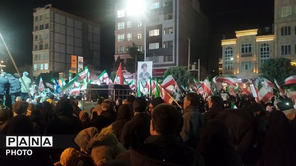 اتحاد و یکپارچگی مردم شهرستان نیشابور در اجتماعات شبانه