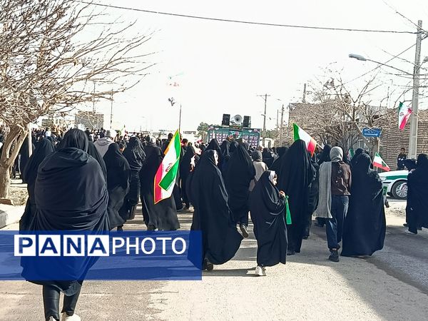 حضور پرشور مردم در راهپیمایی ۲۲ بهمن شهرستان کندر