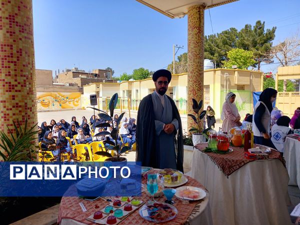 نواخته شدن زنگ سلامت در دبیرستان بهار آزادی 