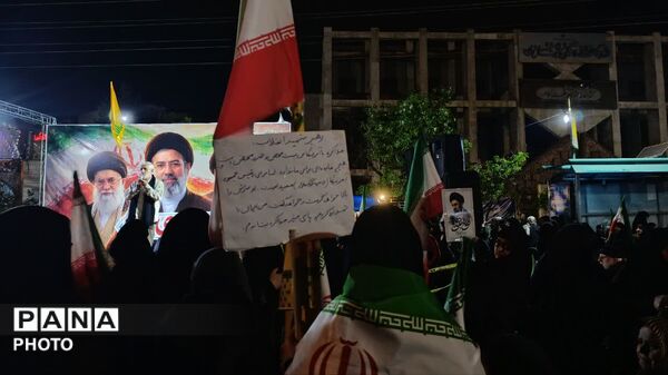 قاب‌هایی خاص از حضور افراد متنوع در تجمعات