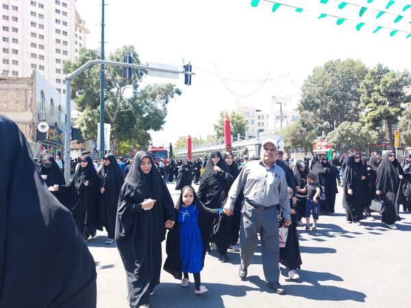 مراسم پیاده‌روی جاماندگان اربعین حسینی در مشهد 