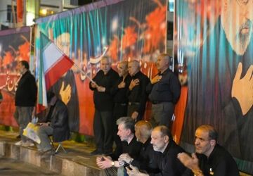 نظر نسل نوجوان درباره رهبر شهید ایران