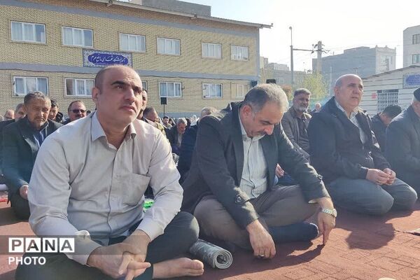 شکوه وحدت در قرچک؛ اقامه باشکوه نماز عید سعید فطر در صفوفی الهی