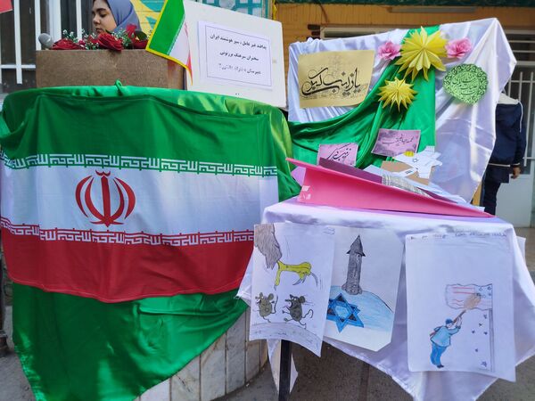 جشن ولادت حضرت زینب در دبیرستان دخترانه دانشور 2 