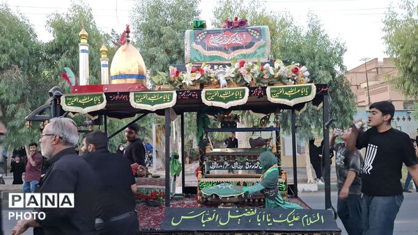 مراسم علَم کشی و کاروان نمادین اسرای کربلا در قم