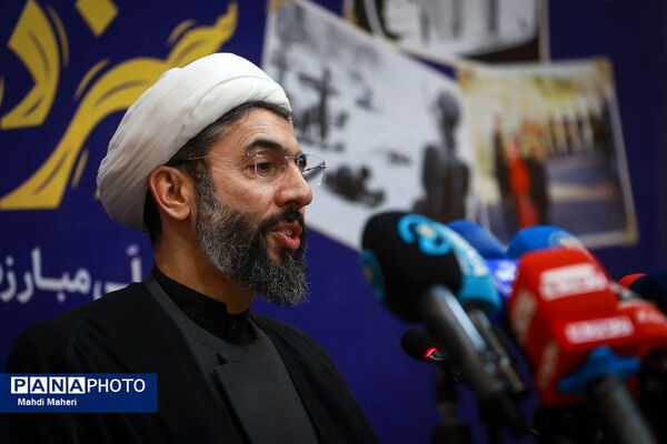 نشست خبری بزرگداشت یوم الله ۱۳ آبان