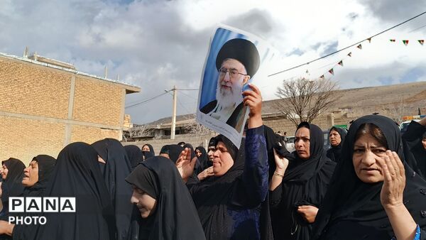 اجتماع عظیم مردم ولایتمدار شهرستان مارگون در پی شهادت آیت الله العظمی امام خامنه‌ای 
