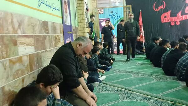 اندیشه شاهد هم‌نوا با غم فاطمه(س)