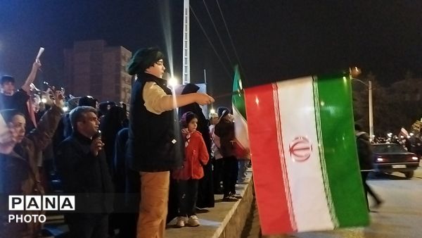 قاب هایی از حضورـ۲