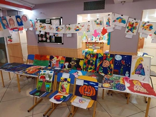 نمایشگاه‌های هنری بستری برای شکوفایی استعداد دانش‌آموزان هستند