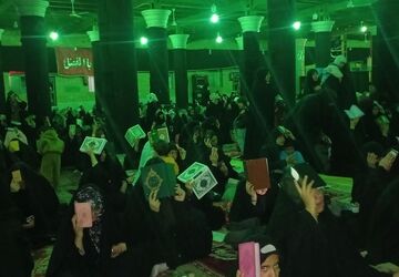 شب قدر در گلزار بین المللی کرمان
