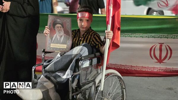 اجتماع دانش آموزان اصفهانی به مناسبت آغاز سال تحصیلی