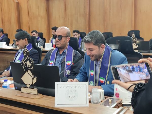 نشست هم‌اندیشی مسئولان سازمان دانش‌آموزی استان فارس روز دوم
