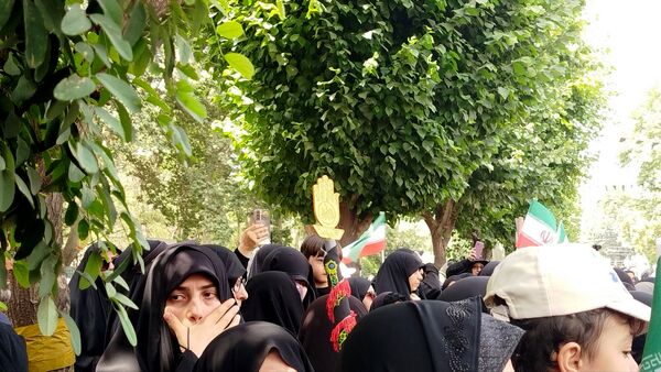 حضور باشکوه مردم کرج در مراسم تشییع جمعی از شهدا حمله رژیم صهیونیستی