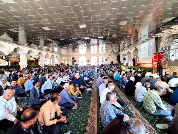 نماز عبادی سیاسی جمعه در شهرستان کاشمر 