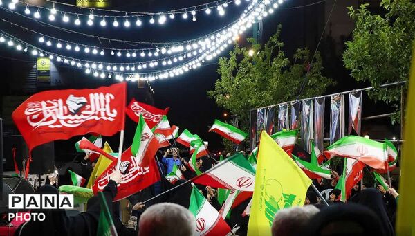 تجمعات شبانه در روز های پایانی ماه صفر همچنان پر رونق است