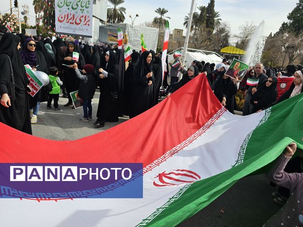 حضور پرشور مردم انقلابی جهرم در جشن 47 سالگی انقلاب اسلامی